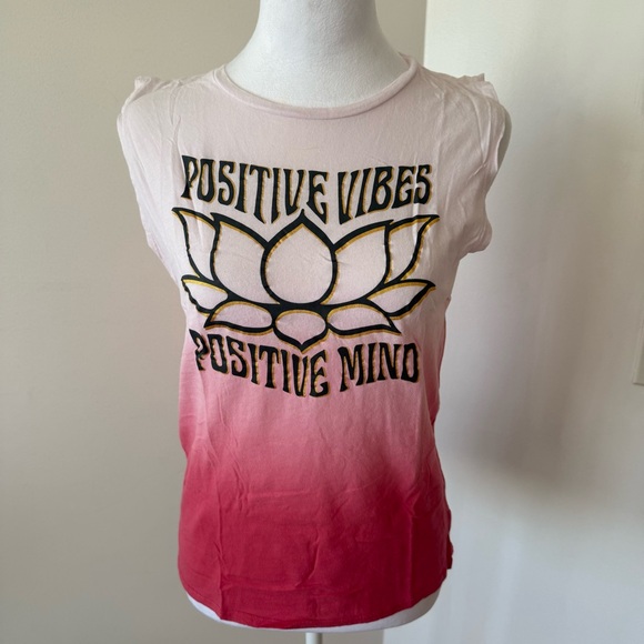 Freeze White and Pink Muscle Tee Sleeveless Graphic Lotus Design - 100% cotton - Picture 6 of 7